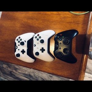 xbox 1 controllers